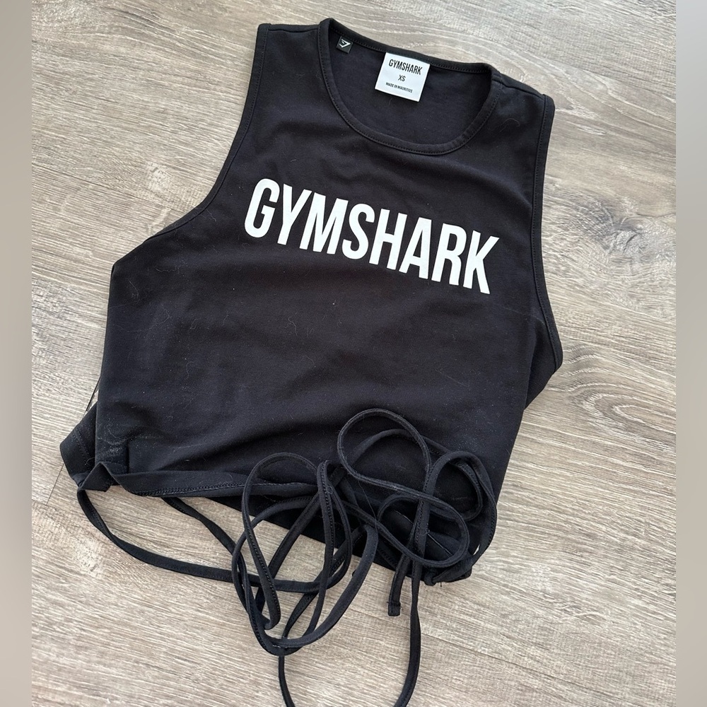Size XS- Gymshark flex ribbon crop top- Black